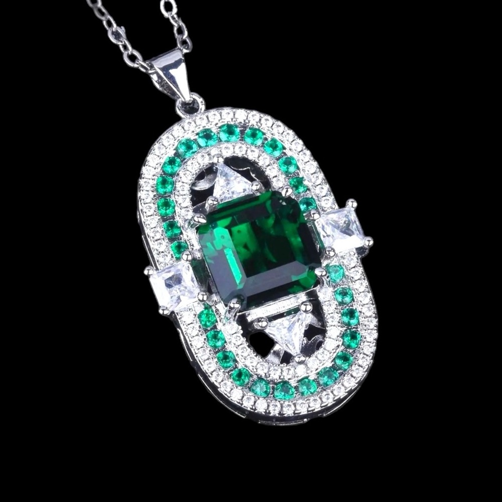 Green Art Deco Crystal Necklace - Picture 4 of 7